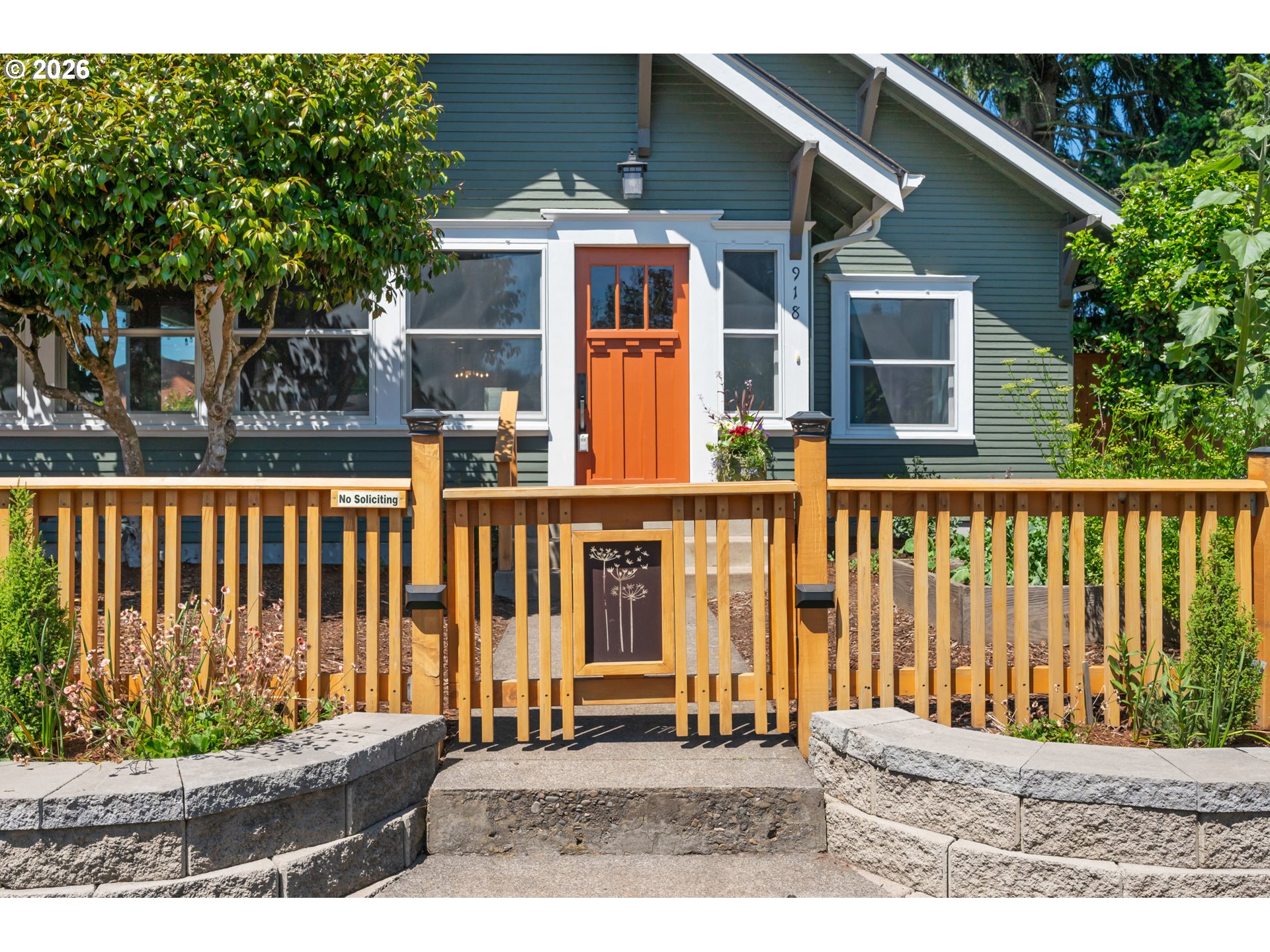 918 C ST