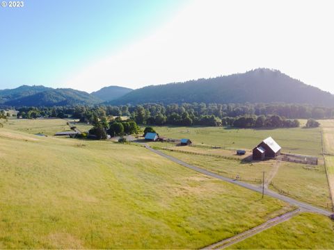 A home in Roseburg