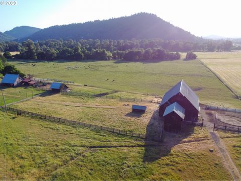 A home in Roseburg