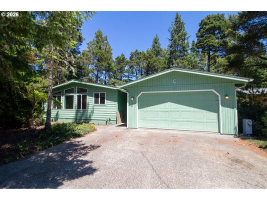 240 MUNSEL CREEK LOOP, FLORENCE, OR 97439 - Image c90b2a02aa81b50c24c9cebd9590c813/3979078568