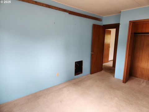 Tiny photo for 81029 Lost Creek Rd, Dexter, OR 97431 (MLS # 611692290)