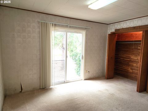 Tiny photo for 81029 Lost Creek Rd, Dexter, OR 97431 (MLS # 611692290)