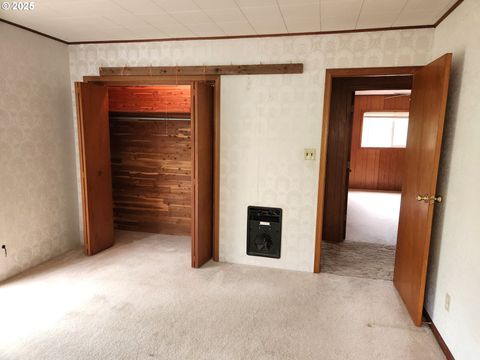 Tiny photo for 81029 Lost Creek Rd, Dexter, OR 97431 (MLS # 611692290)
