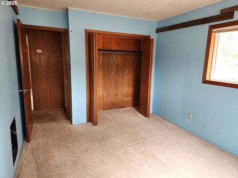 Tiny photo for 81029 Lost Creek Rd, Dexter, OR 97431 (MLS # 611692290)