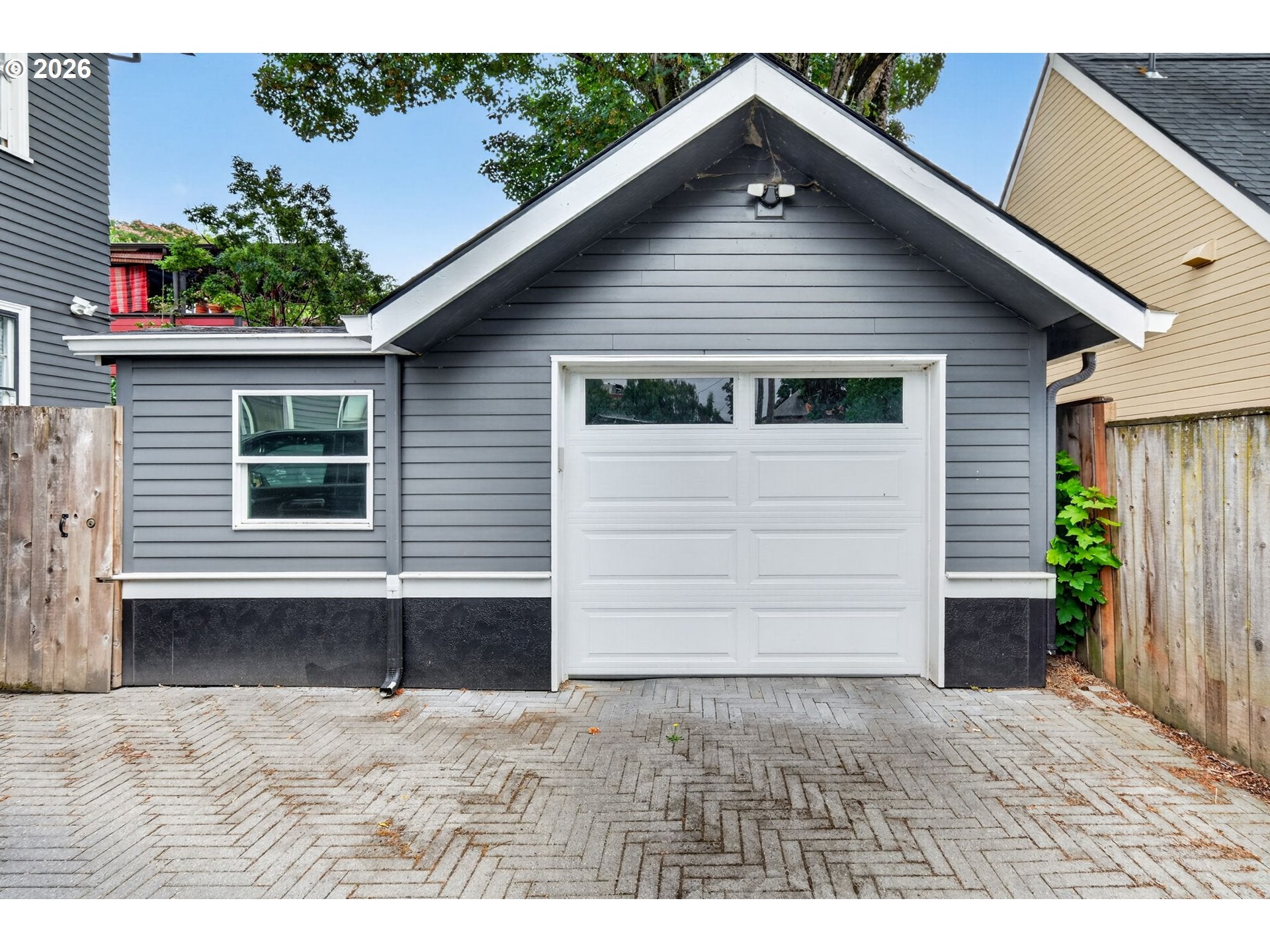 534 SE 15TH AVE