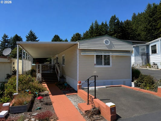 15765 HIGHWAY 101 S SPC 9, BROOKINGS, OR 97415 - Image c94a4e8d1a341b646744f2e0dcfa8c76/2319160521