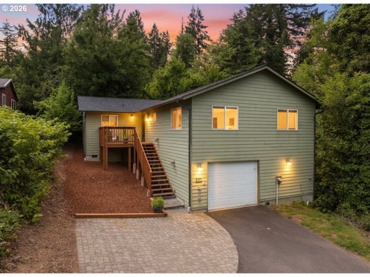 654 NE 8TH ST, TOLEDO, OR 97391 - Image c94b14b3efb554b0c8a9d948c7511ba6/132207911