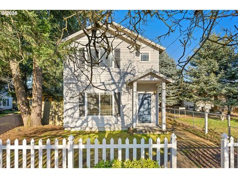 6311 SE WOODSTOCK BLVD Portland OR 97206