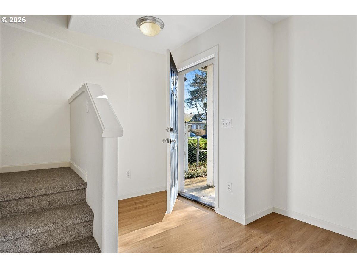 6311 SE WOODSTOCK BLVD