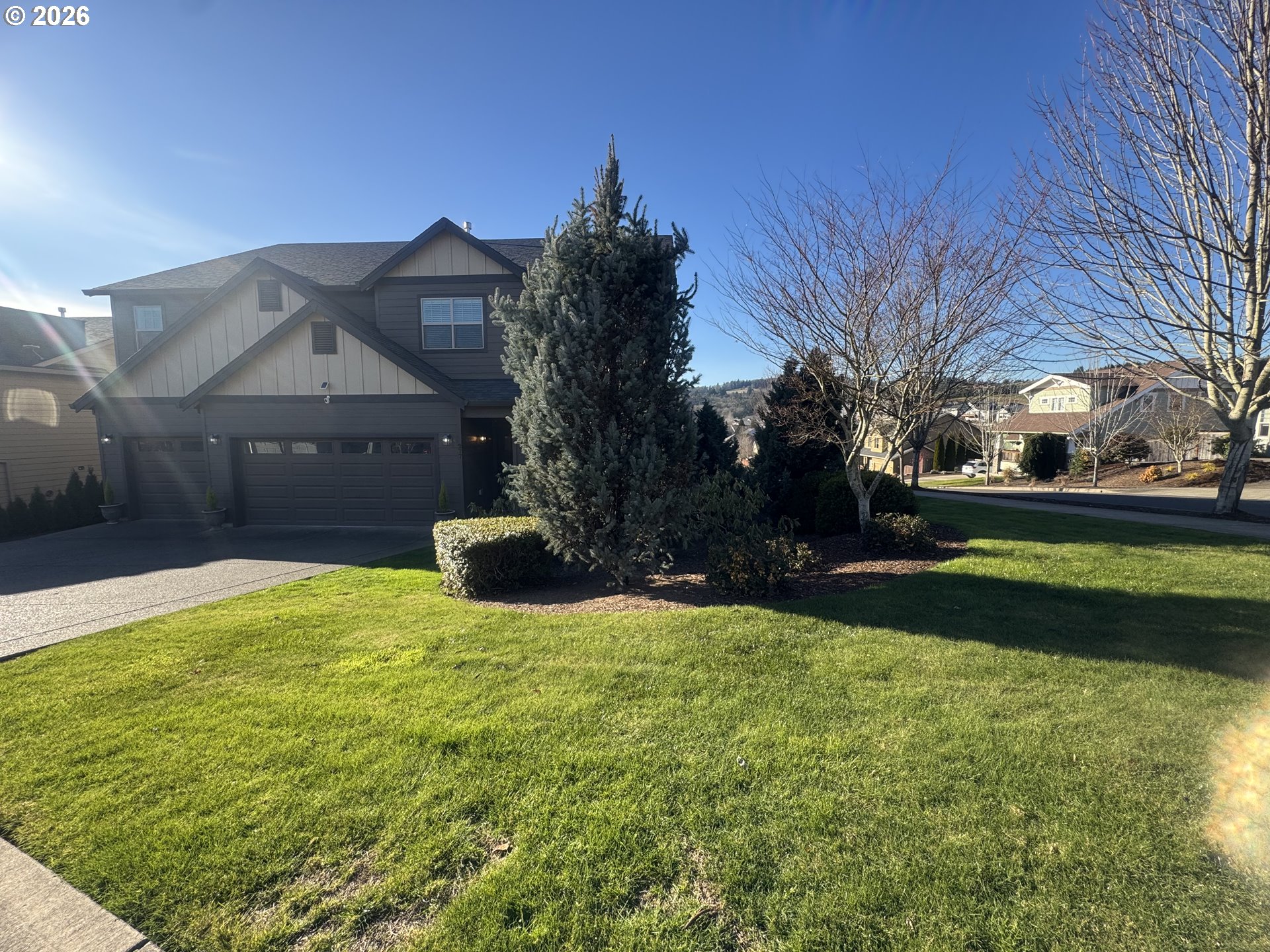 277 SW MT RAINIER ST