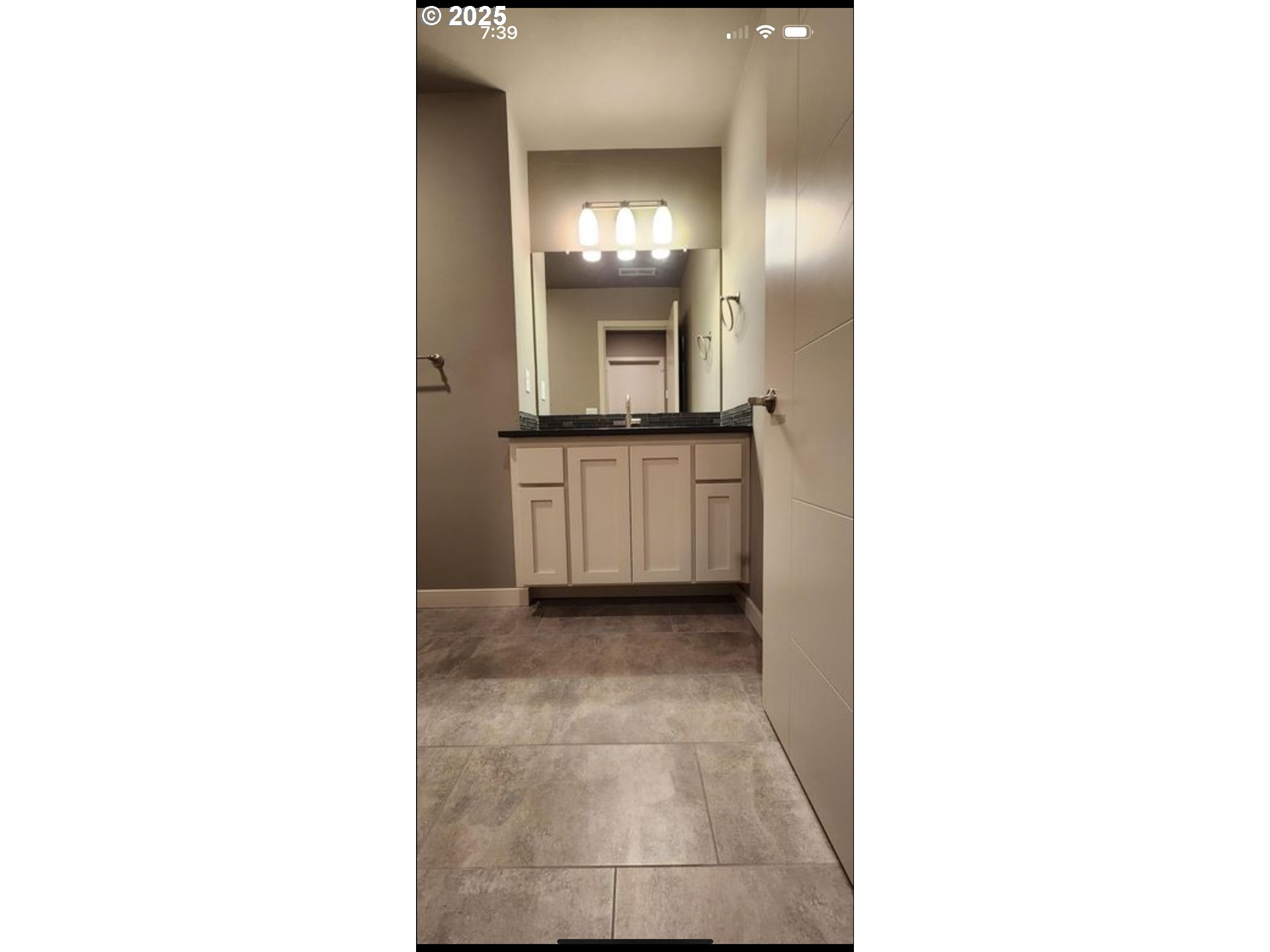 Vancouver, Washington 98682, United States, 3 Bedrooms Bedrooms, ,3 BathroomsBathrooms,Residential,Active,251794