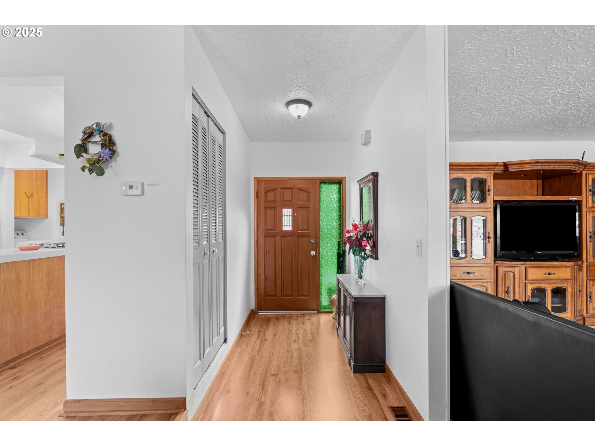 1854 NW FINCH CT