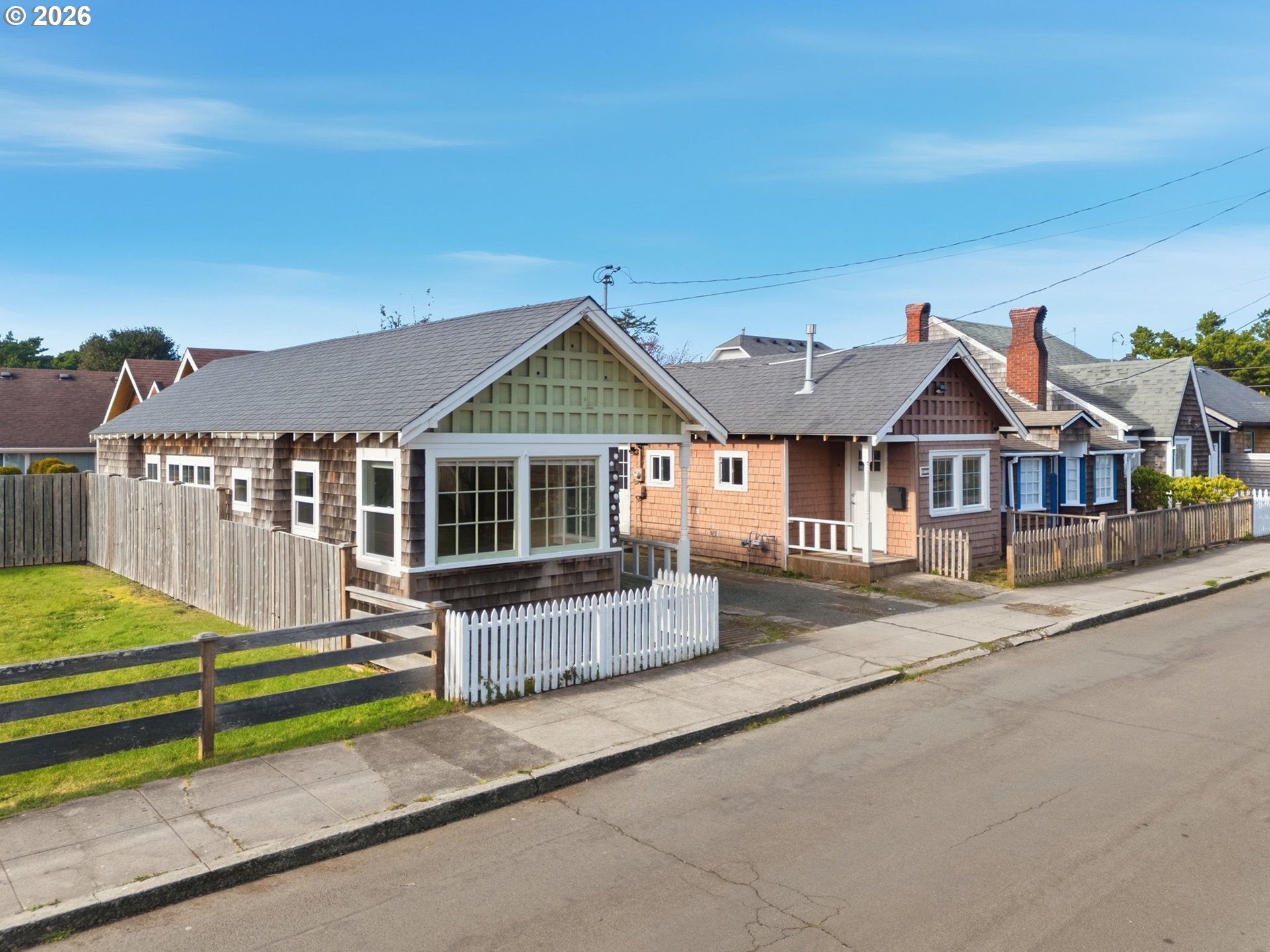 Photo 1 of 45 — 908/910 N FRANKLIN ST, Seaside, OR 97138