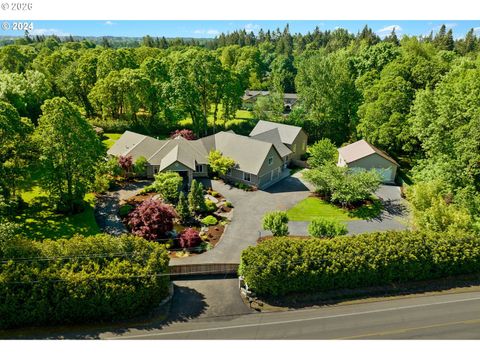 24300 NE Dayton AVE Newberg OR 97132