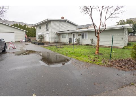 34035 SE ELM ST Scappoose OR 97056