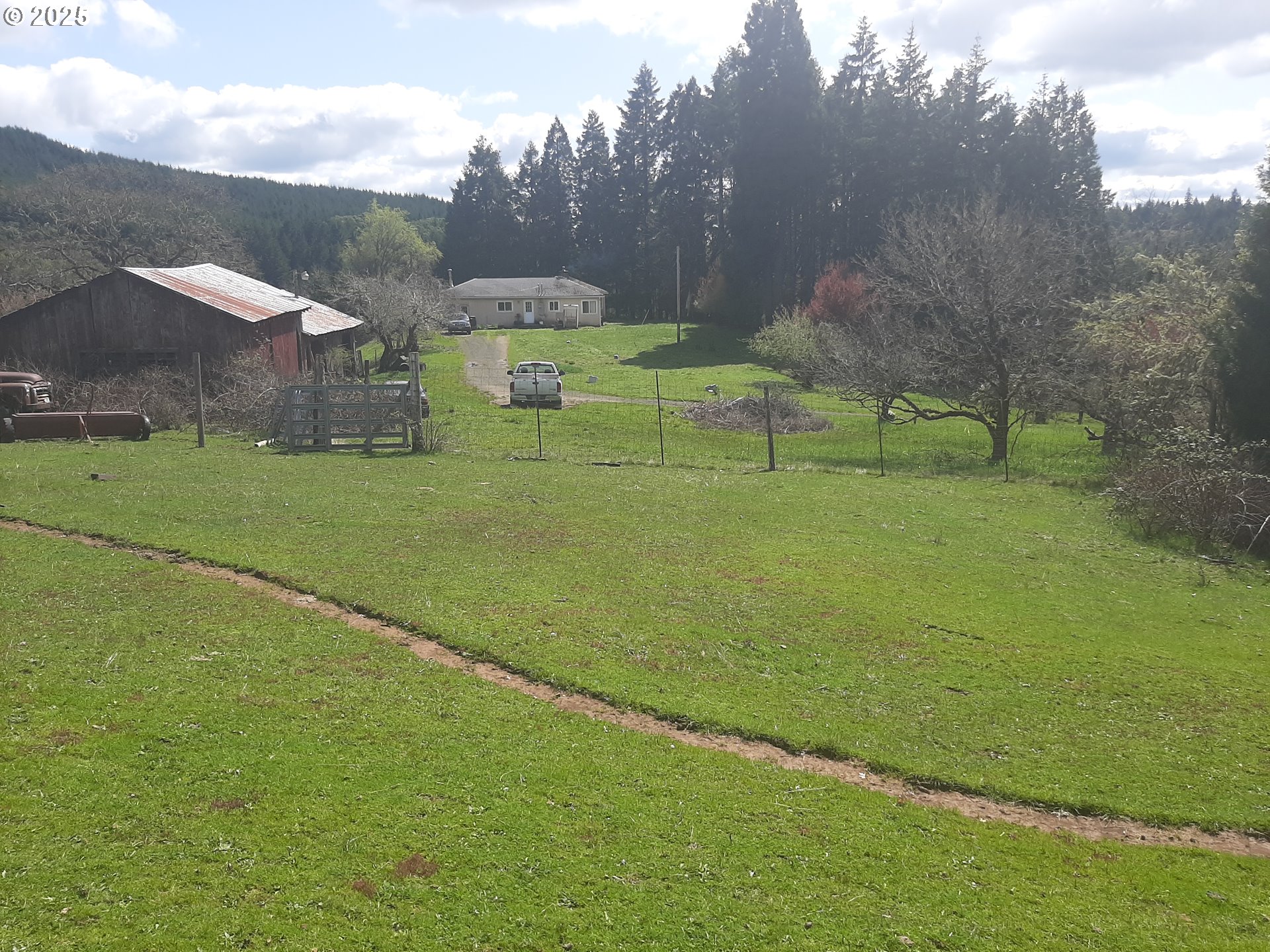 Oakland, Oregon 97462, United States, 3 Bedrooms Bedrooms, ,2 BathroomsBathrooms,Residential,Active,103394