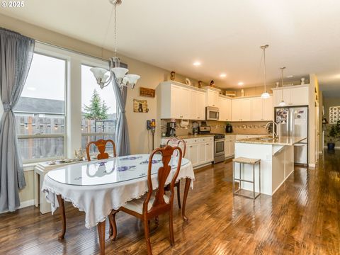 A home in Molalla