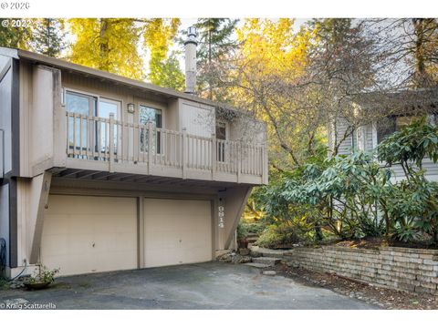 9814 SW QUAIL POST RD Portland OR 97219