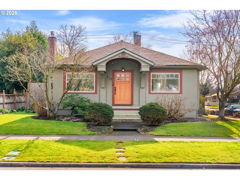 529 W 25TH ST Vancouver WA 98660