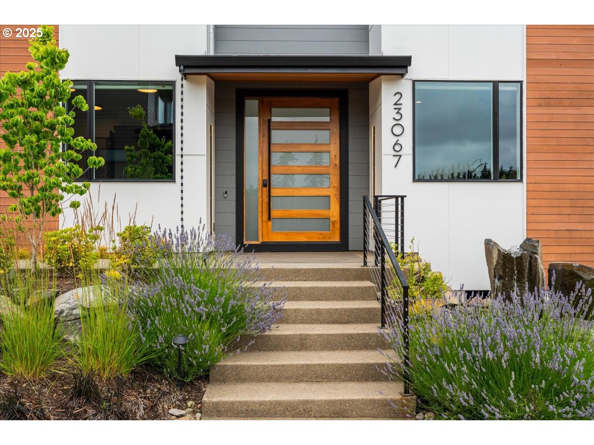 23067 SW CURRY RIDGE DR