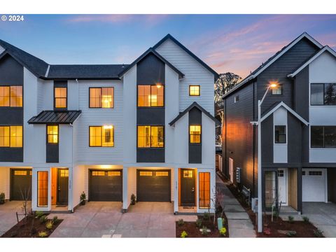 A home in Tigard