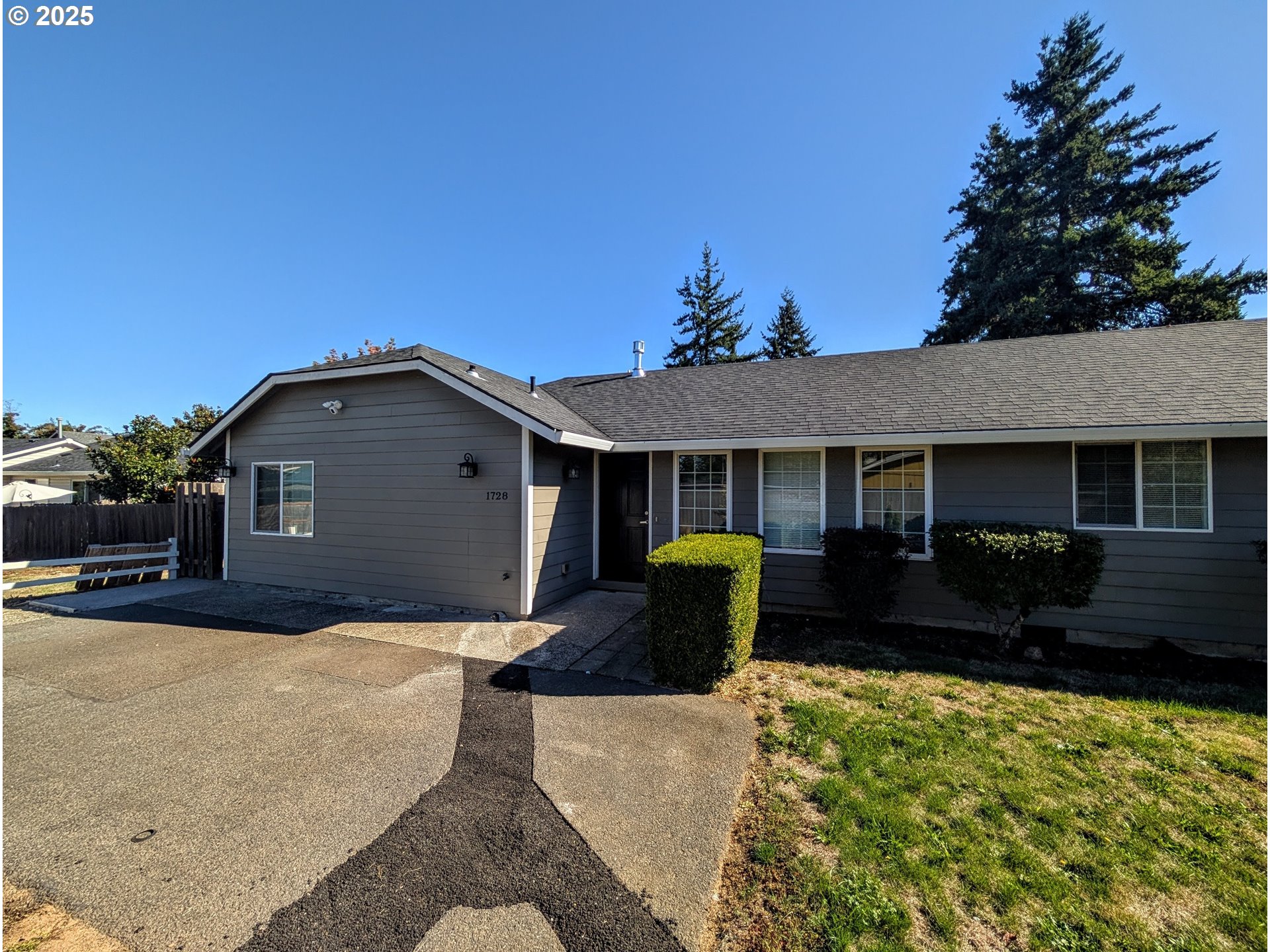 1728 SE 160TH AVE