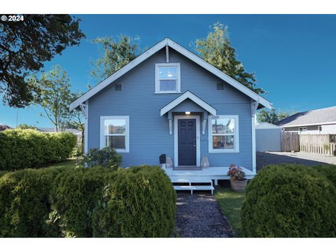 A home in Tillamook