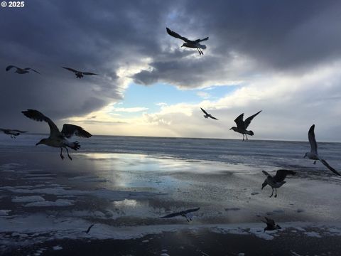 A home in Rockaway Beach