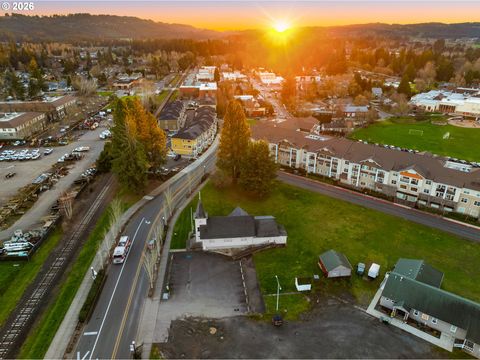 15631 SW OREGON ST Sherwood OR 97140