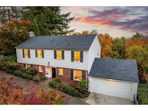 3333 SW HEATHER LN Portland OR 97201
