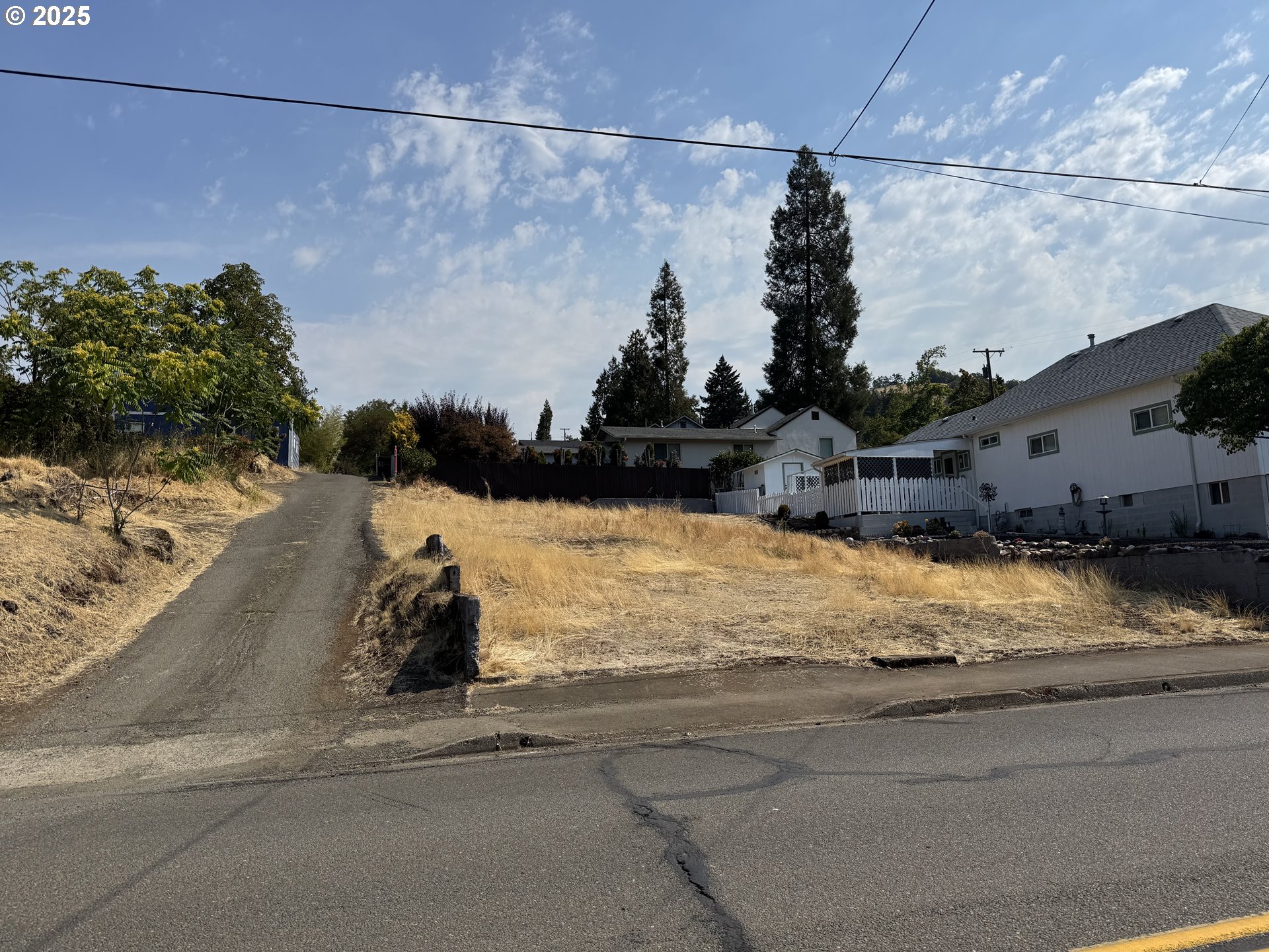 1224 SE BOOTH AVE