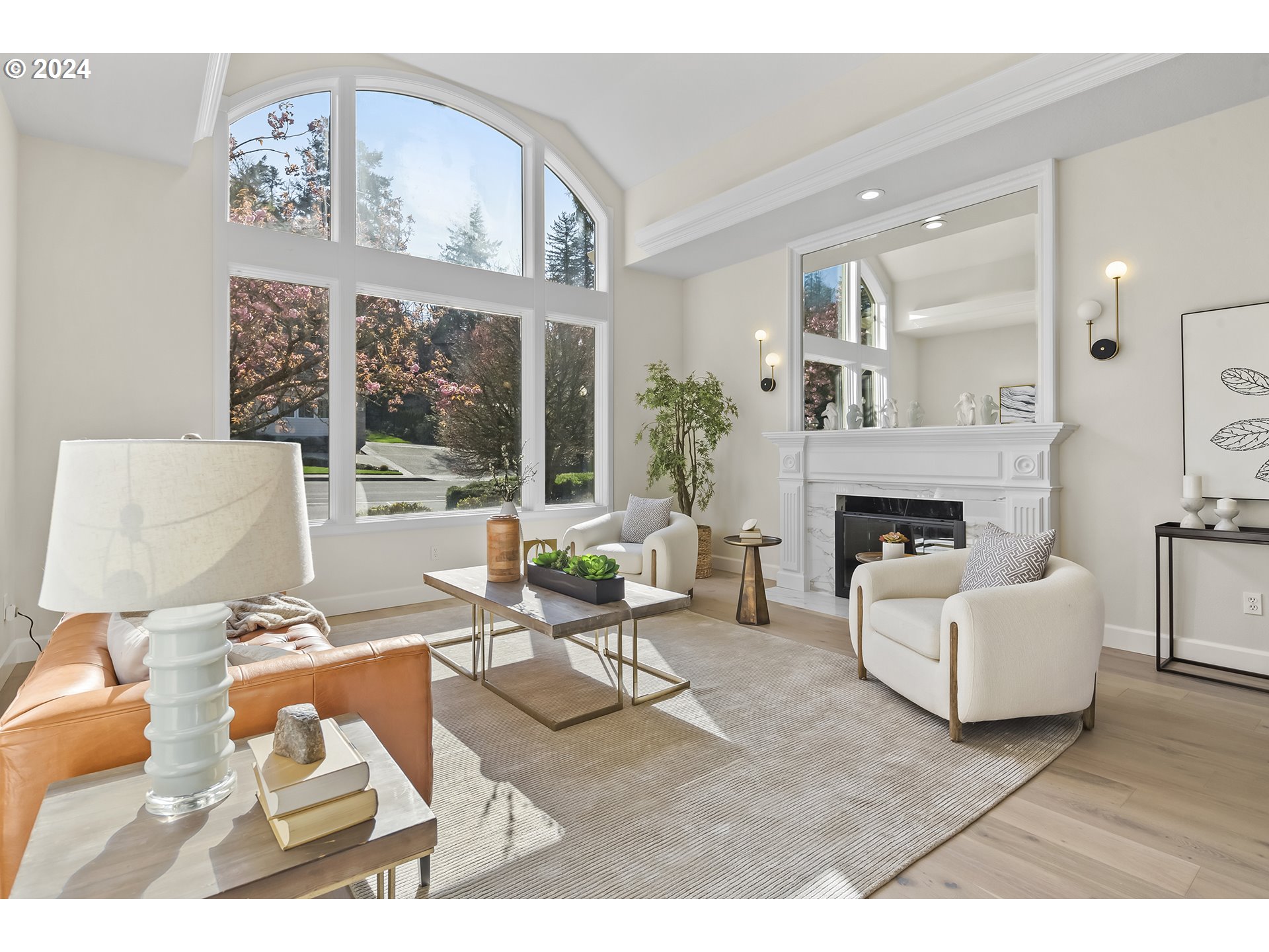 1539 NW LACAMAS DR