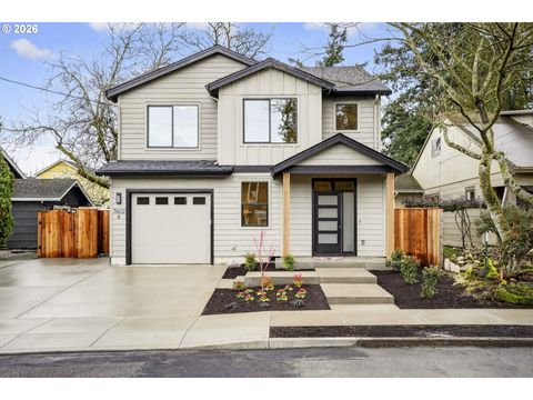 7602 SE CARLTON ST A Portland OR 97206