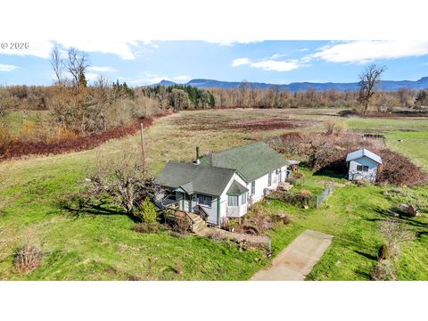 1125 E BEACON DR Eugene OR 97404