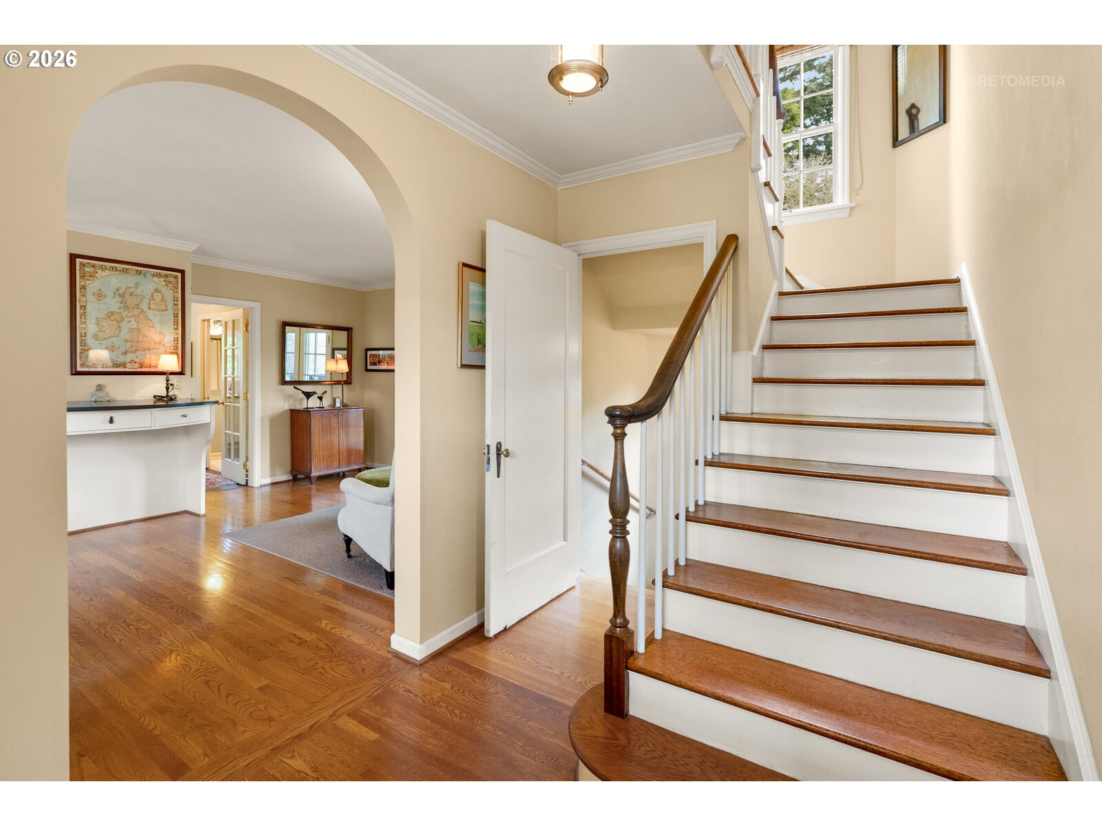 2600 SW CRESTDALE DR