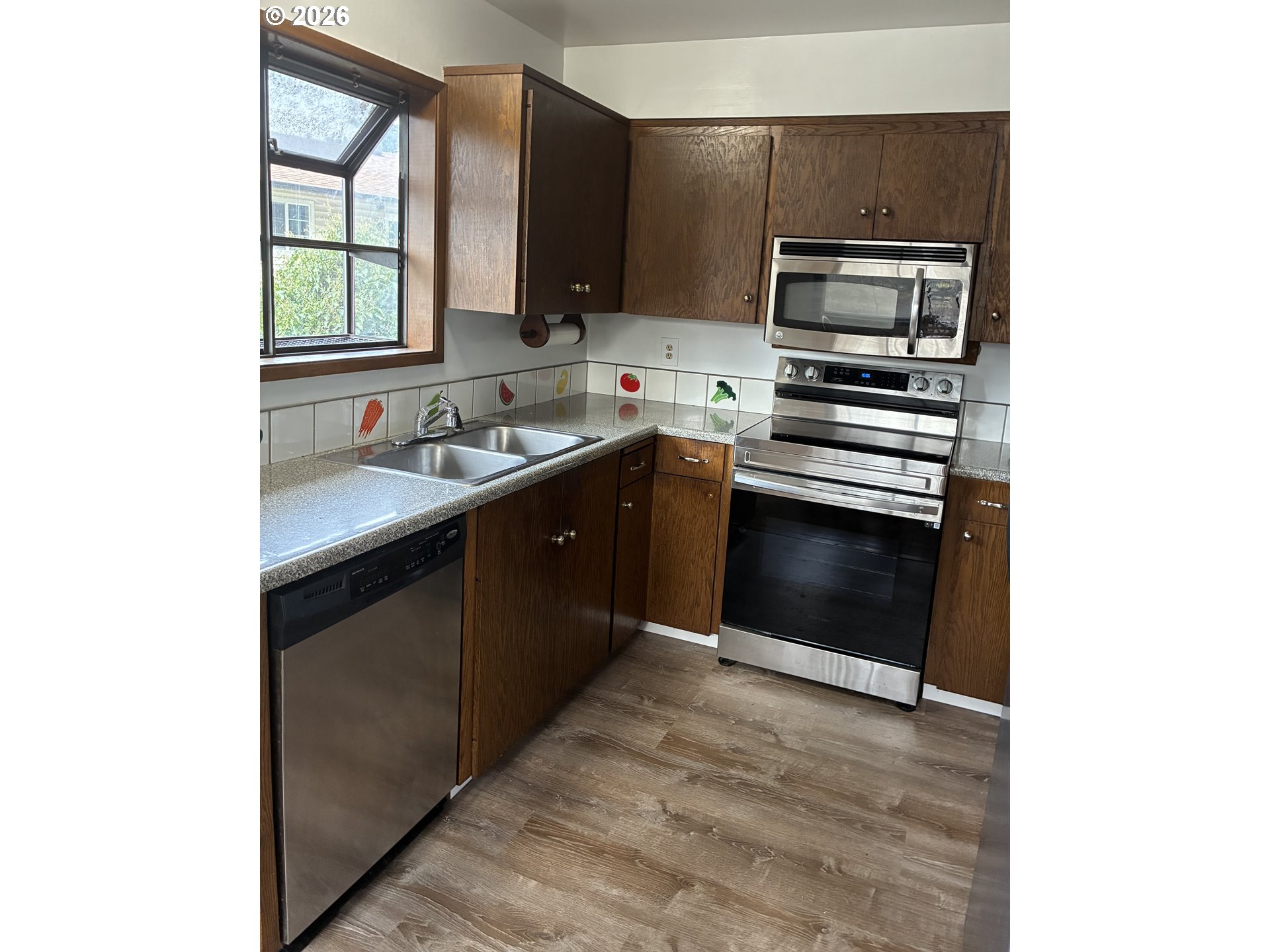 1742 SE 142ND PL
