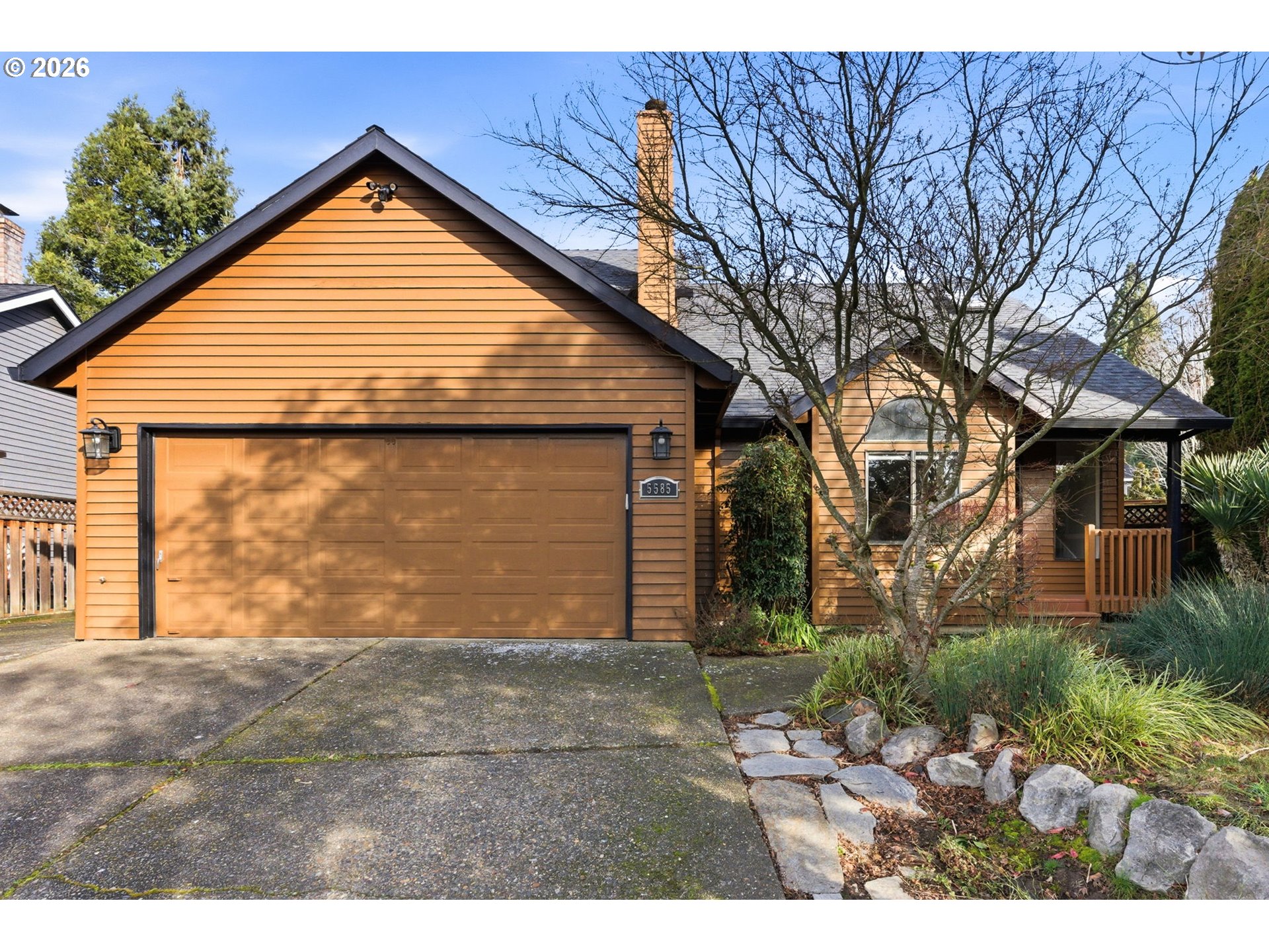 5585 NW PEREGRINE PL