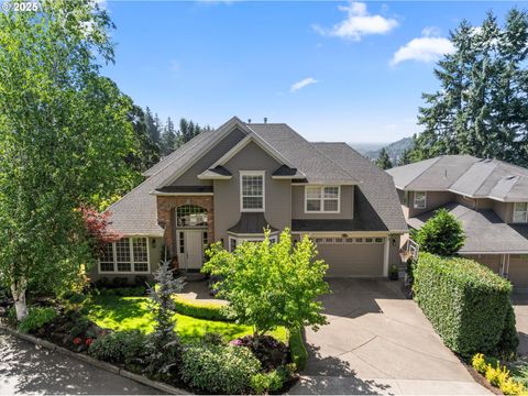 2140 FIRCREST DR West Linn OR 97068