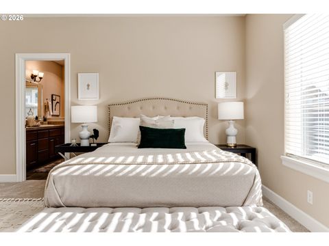 Tiny photo for 1237 Spyglass Ct, Creswell, OR 97426 (MLS # 114279483)