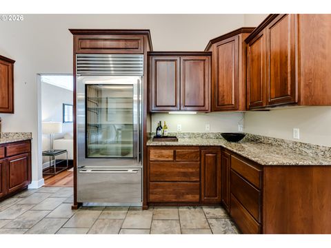 Tiny photo for 1237 Spyglass Ct, Creswell, OR 97426 (MLS # 114279483)