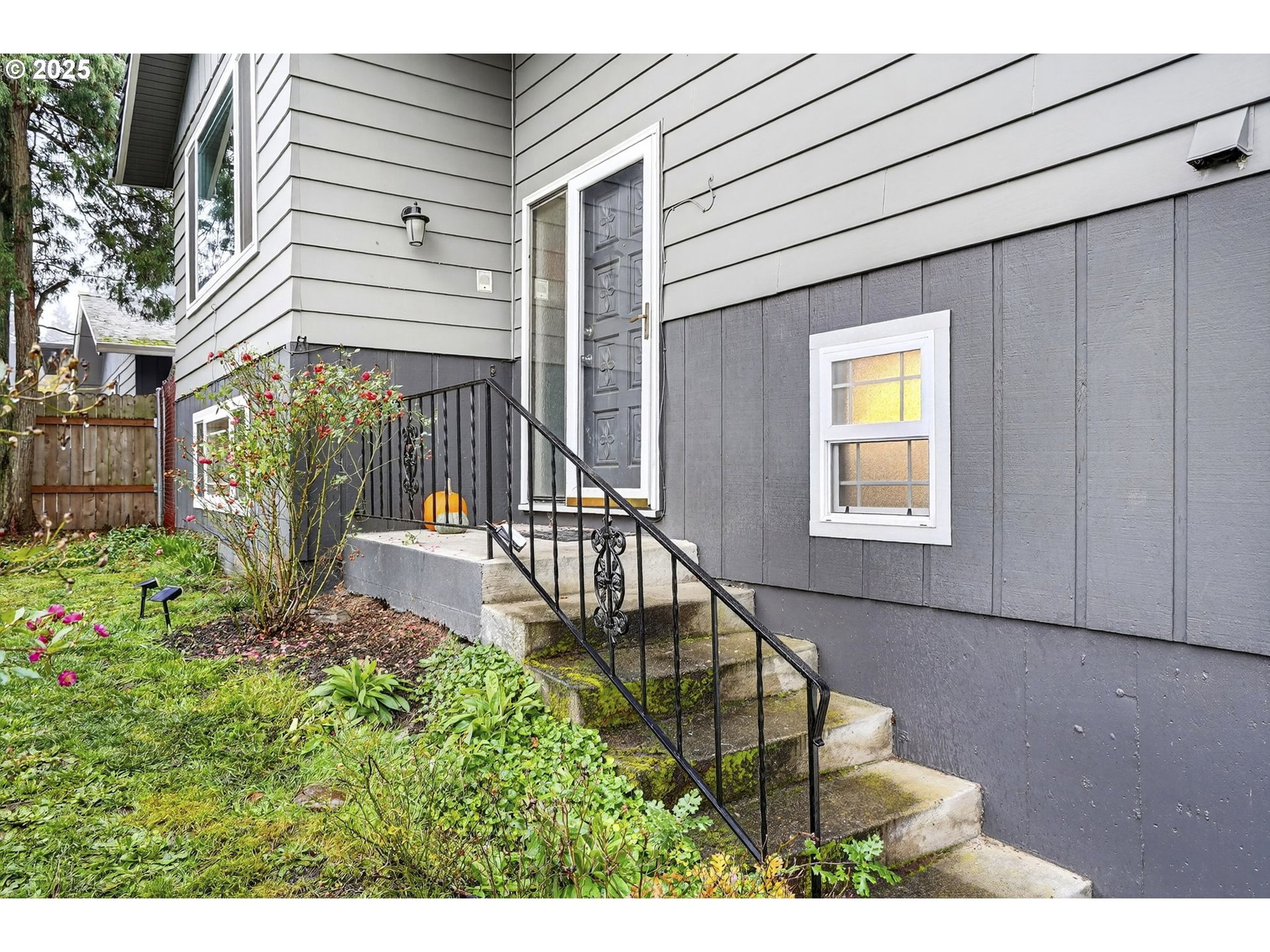 6635 SE DONCASTER DR