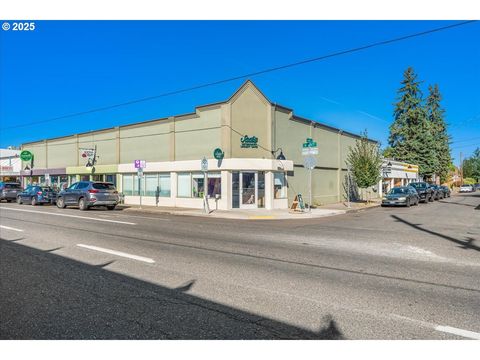 8037 SE STARK ST Portland OR 97215