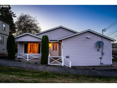 A home in Clatskanie