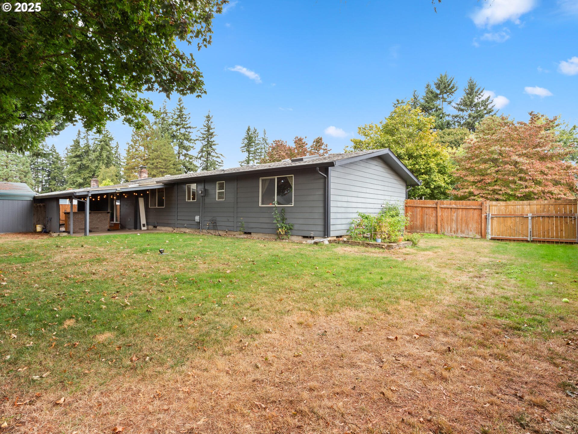 Vancouver, Washington 98662, United States, 3 Bedrooms Bedrooms, ,2 BathroomsBathrooms,Residential,Active,222633