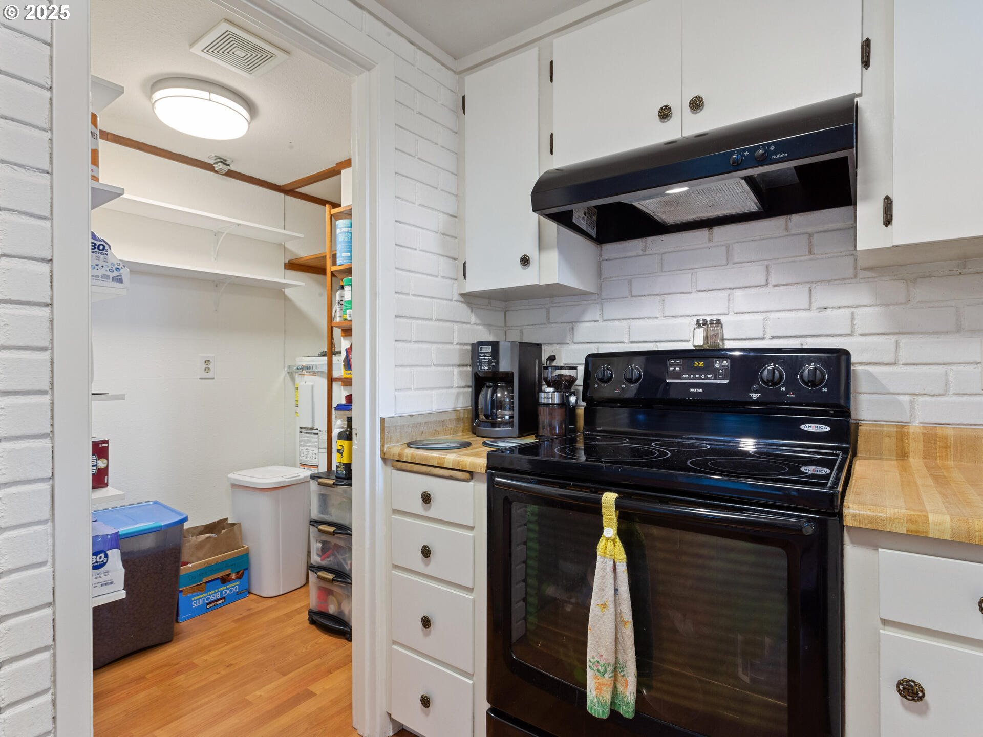 Vancouver, Washington 98662, United States, 3 Bedrooms Bedrooms, ,2 BathroomsBathrooms,Residential,Active,222633