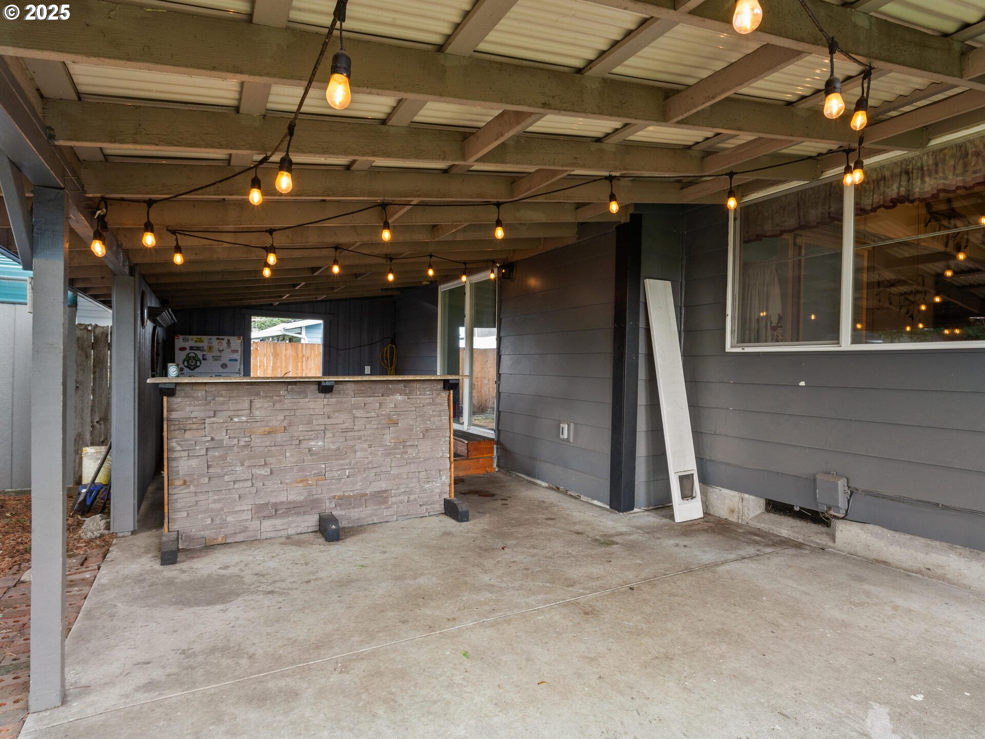 Vancouver, Washington 98662, United States, 3 Bedrooms Bedrooms, ,2 BathroomsBathrooms,Residential,Active,222633