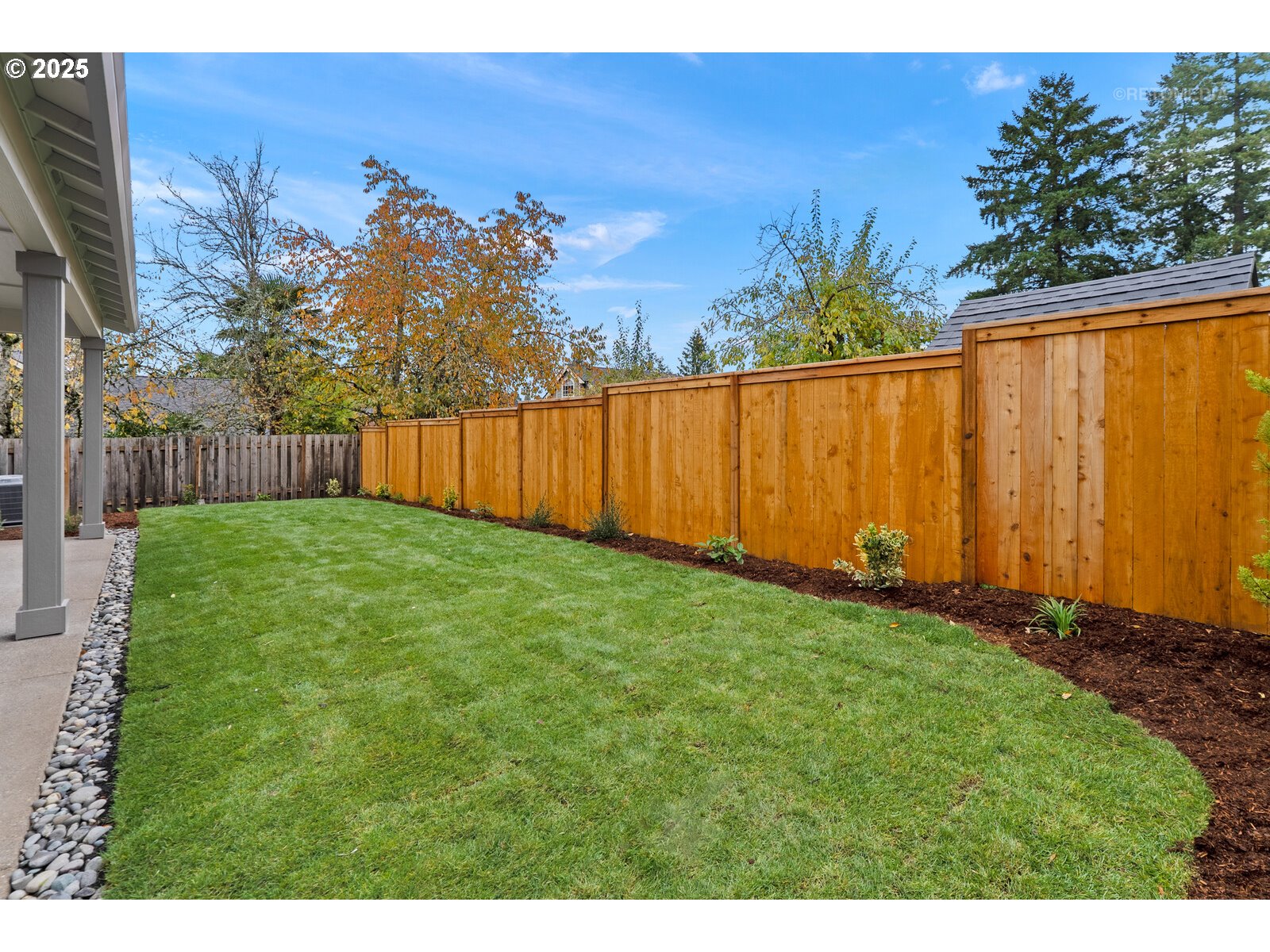 Beaverton, Oregon 97006, United States, 4 Bedrooms Bedrooms, ,3 BathroomsBathrooms,Residential,Active,241116