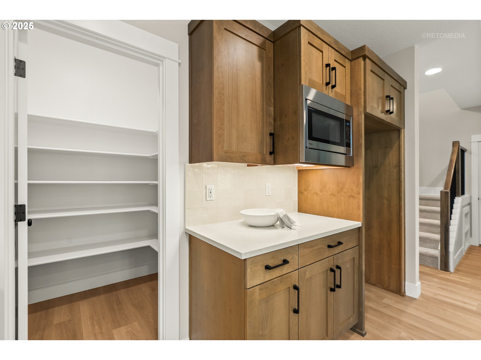 Beaverton, Oregon 97006, United States, 4 Bedrooms Bedrooms, ,3 BathroomsBathrooms,Residential,Active,241116