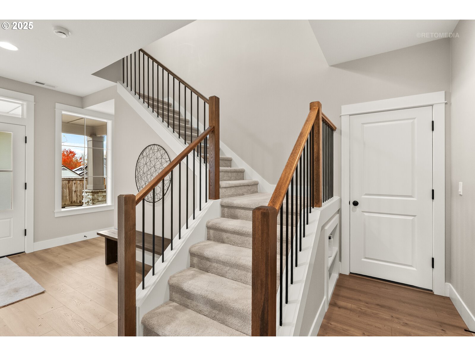 Beaverton, Oregon 97006, United States, 4 Bedrooms Bedrooms, ,3 BathroomsBathrooms,Residential,Active,241116