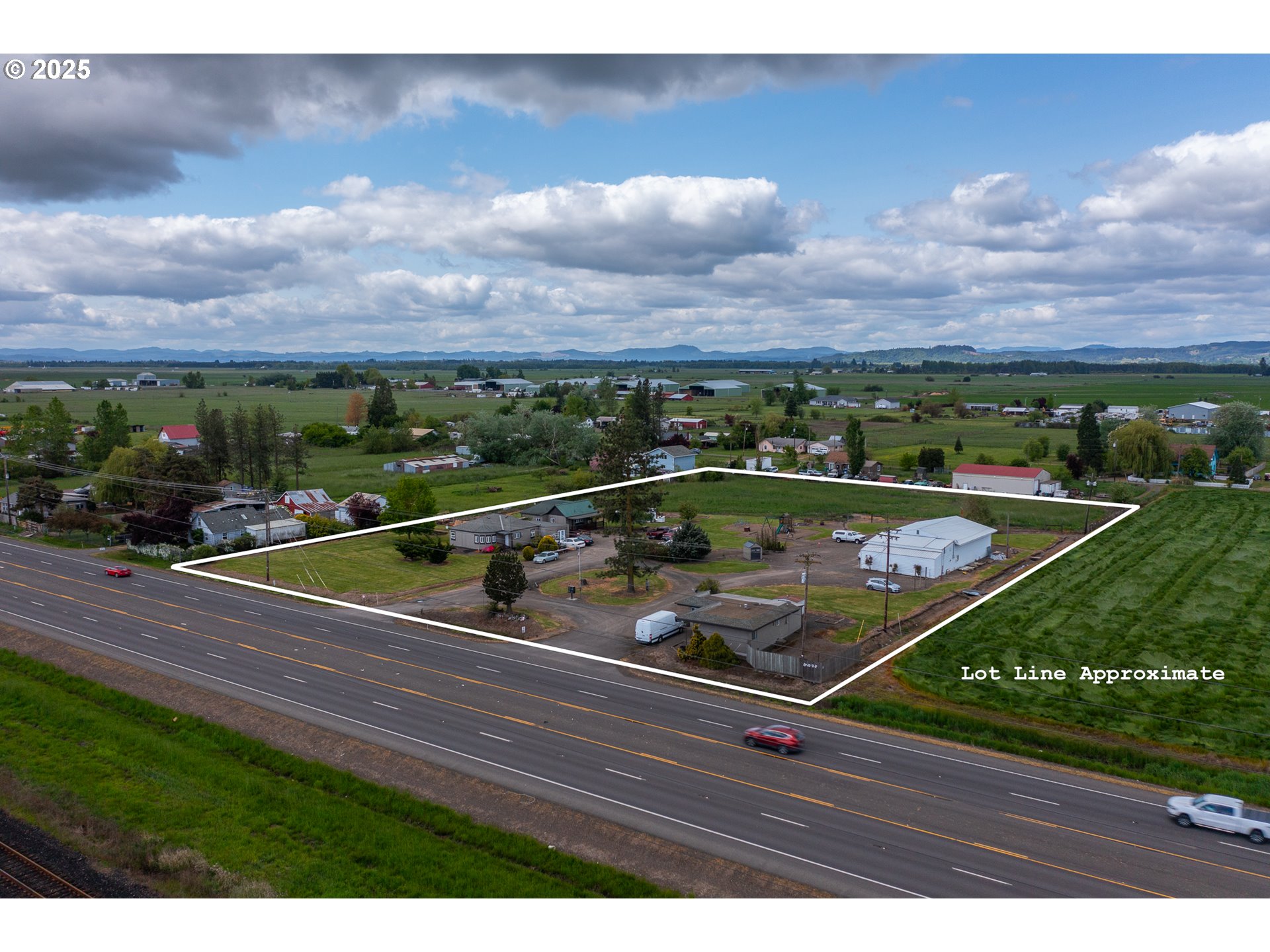 91992 S HIGHWAY 99